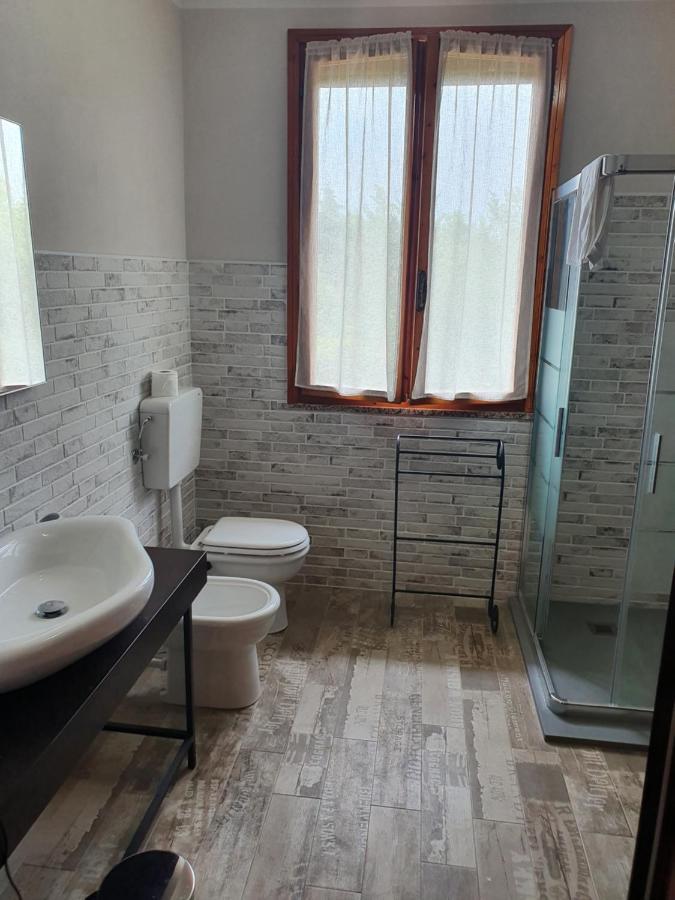 Villa Ferrari Oriella Solignano Nuovo Buitenkant foto